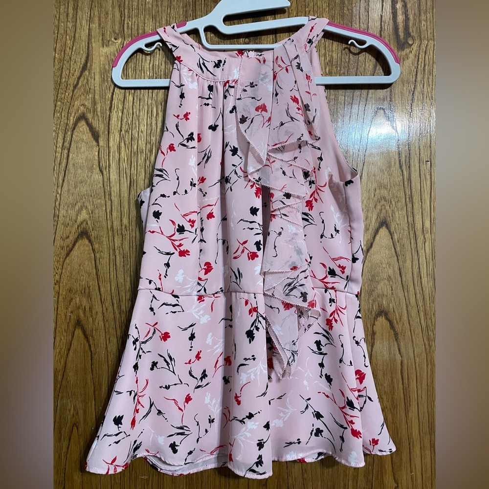 White House Black Market Pink Floral Top